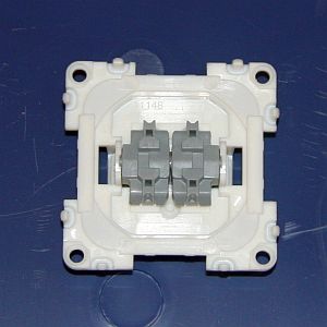 Dubbelbrytare Inprojal Återfjädrande